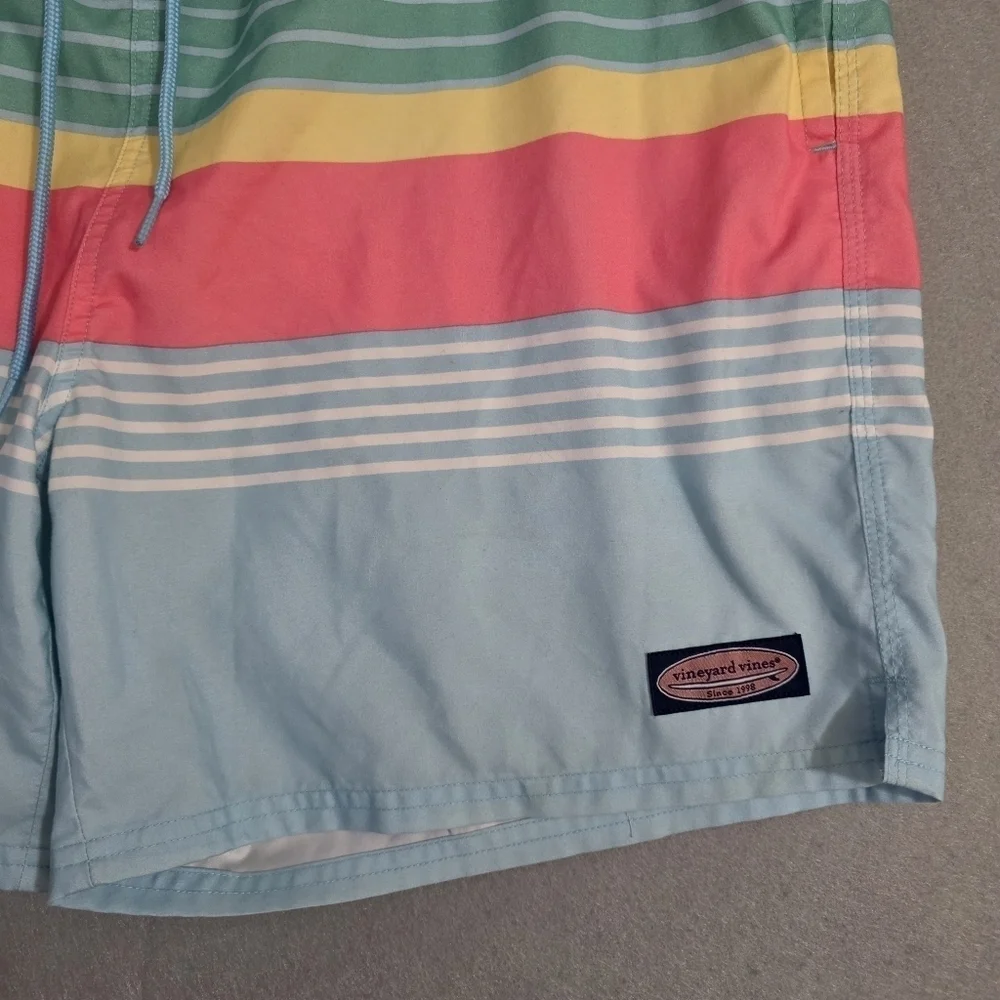 Vineyard Vines Mens Chappy Trunks Swim Shorts 1M0514 Size XL